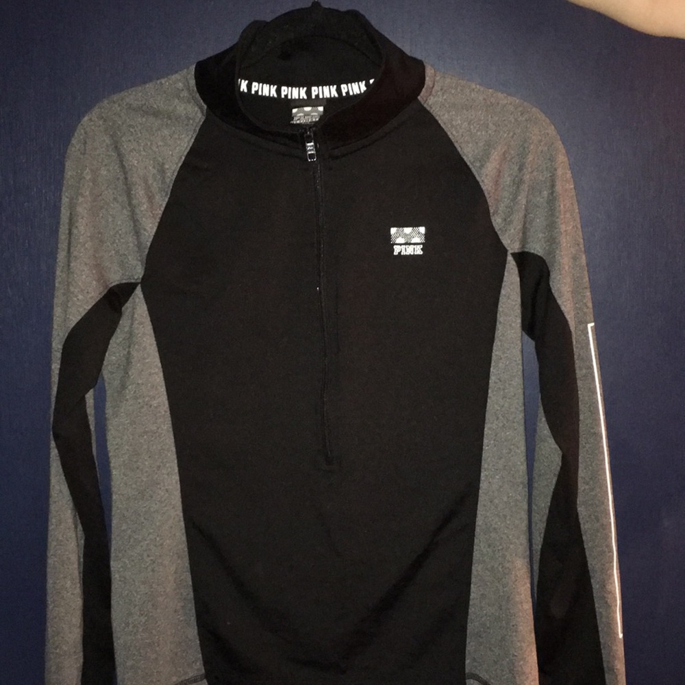 Victoria secret love pink active pullover, size s